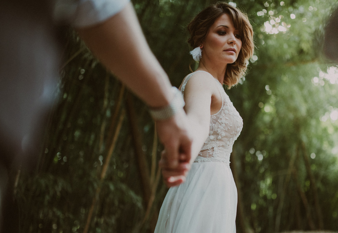 Vintage boho chic wedding in abandoned neoislamic villa Rafut
