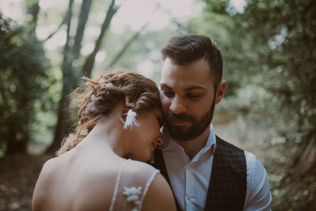 Vintage boho chic wedding in abandoned neoislamic villa Rafut