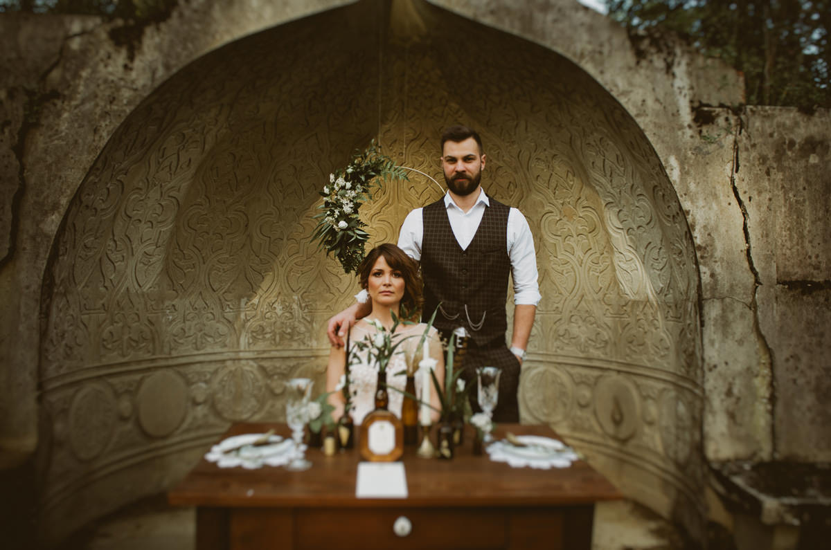 Vintage boho chic wedding in abandoned neoislamic villa Rafut