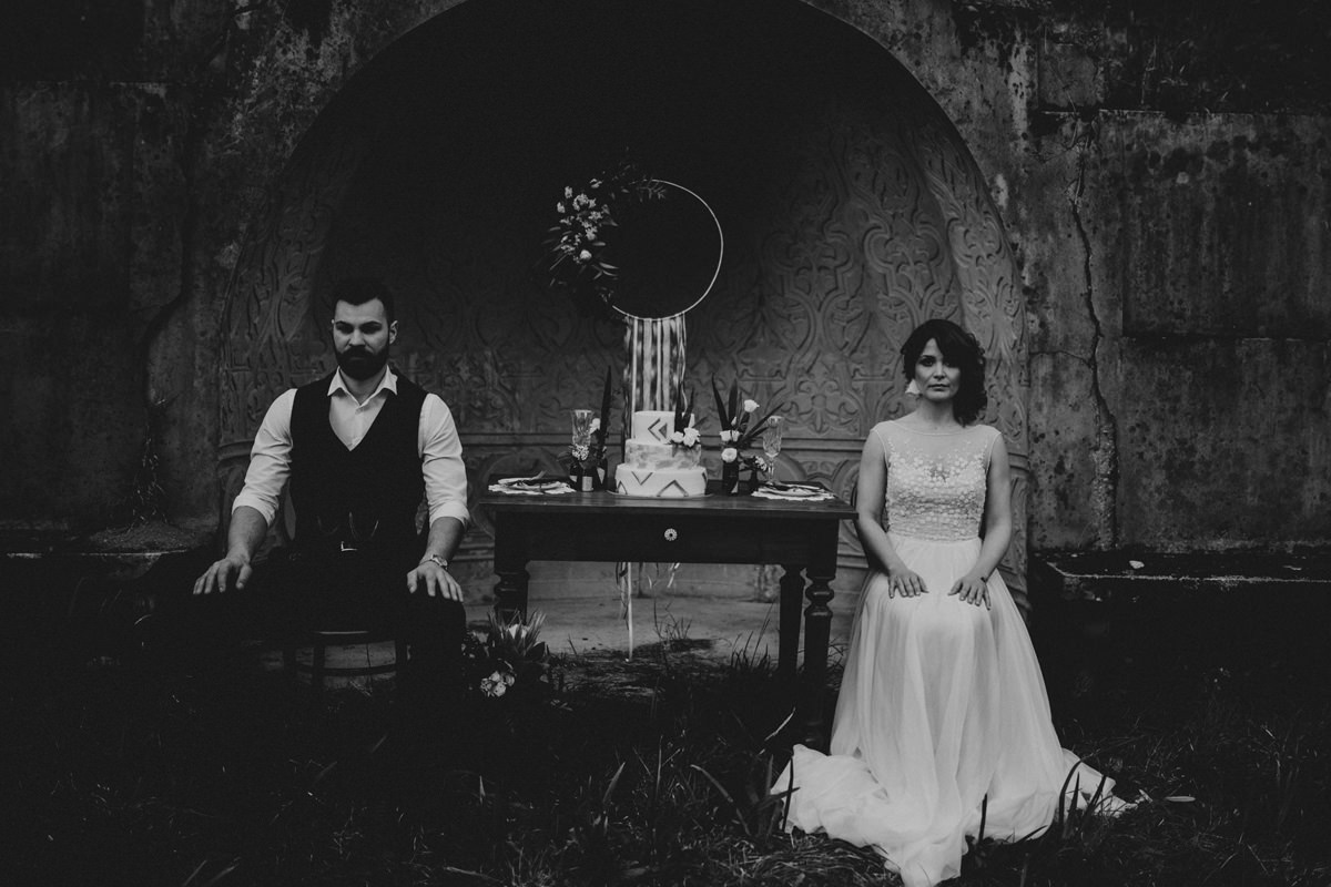 Vintage boho chic wedding in abandoned neoislamic villa Rafut
