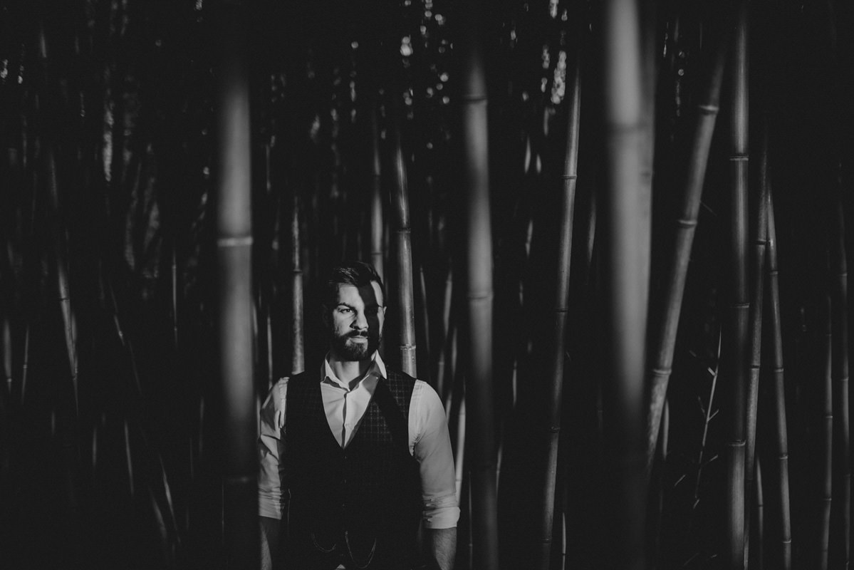 Vintage boho chic wedding in abandoned neoislamic villa Rafut