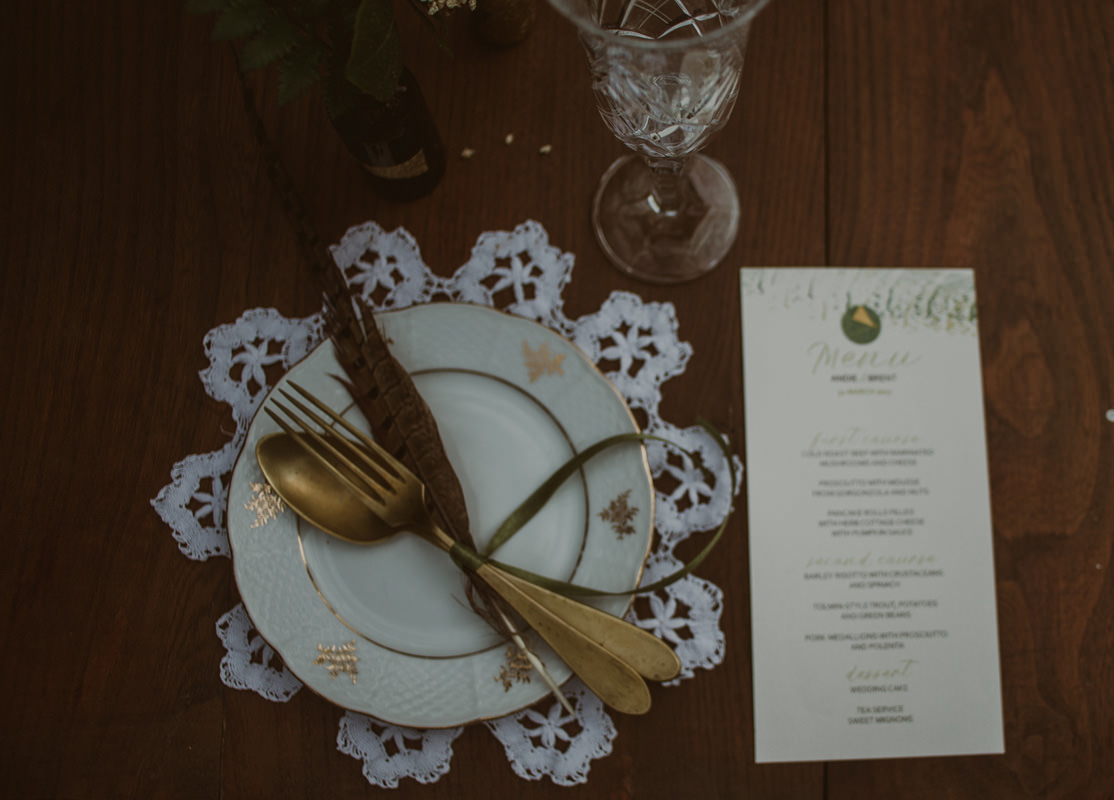Vintage boho chic wedding in abandoned neoislamic villa Rafut