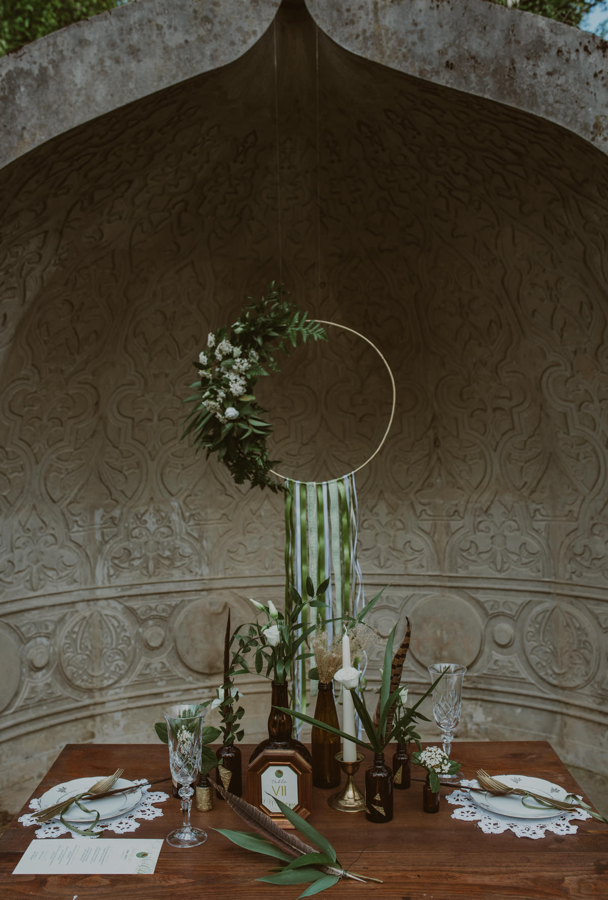 Vintage boho chic wedding in abandoned neoislamic villa Rafut