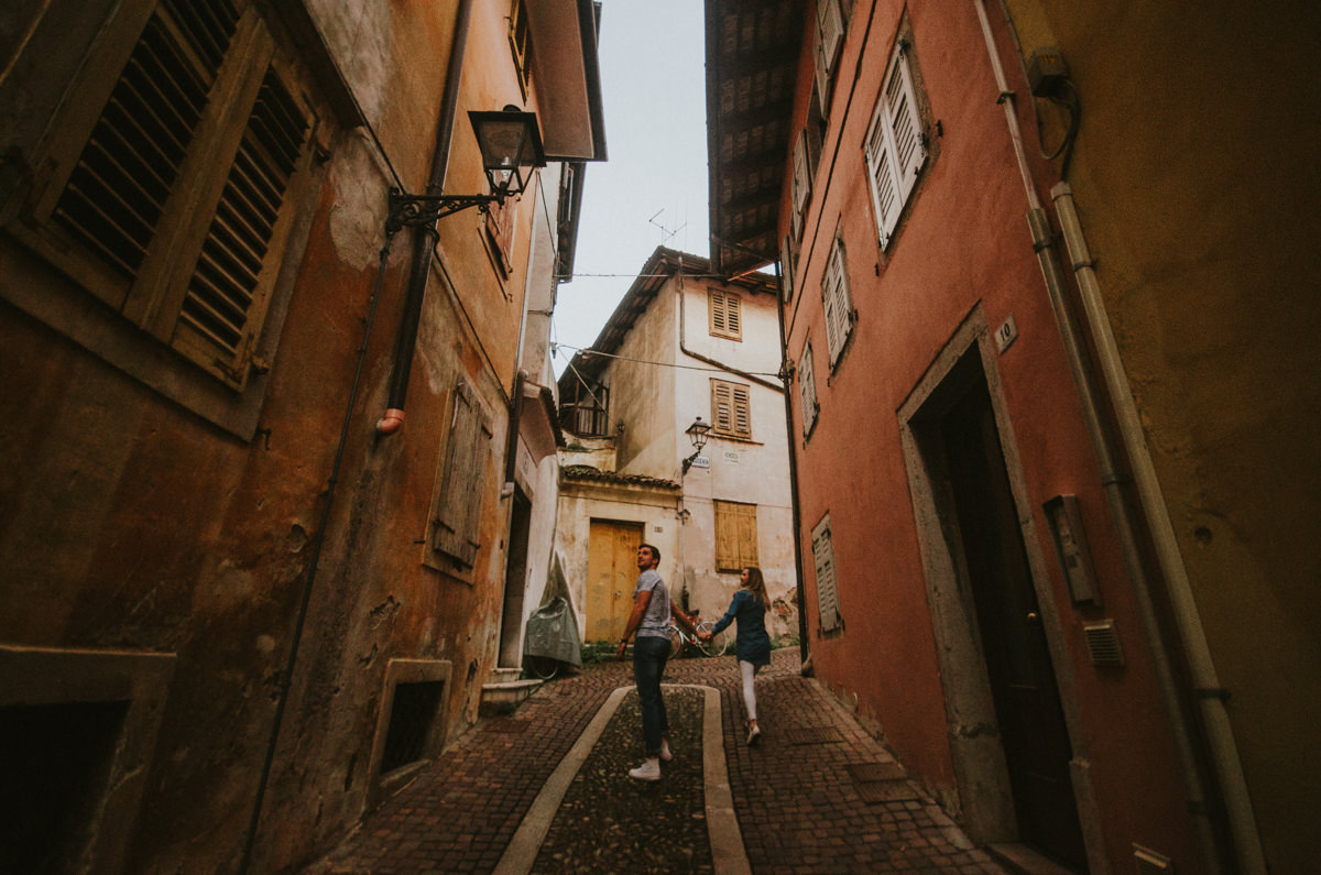Italy engagement photographer